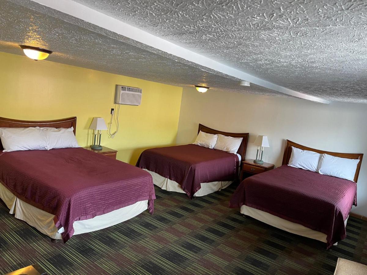 Quality Lodge Sandusky Bagian luar foto