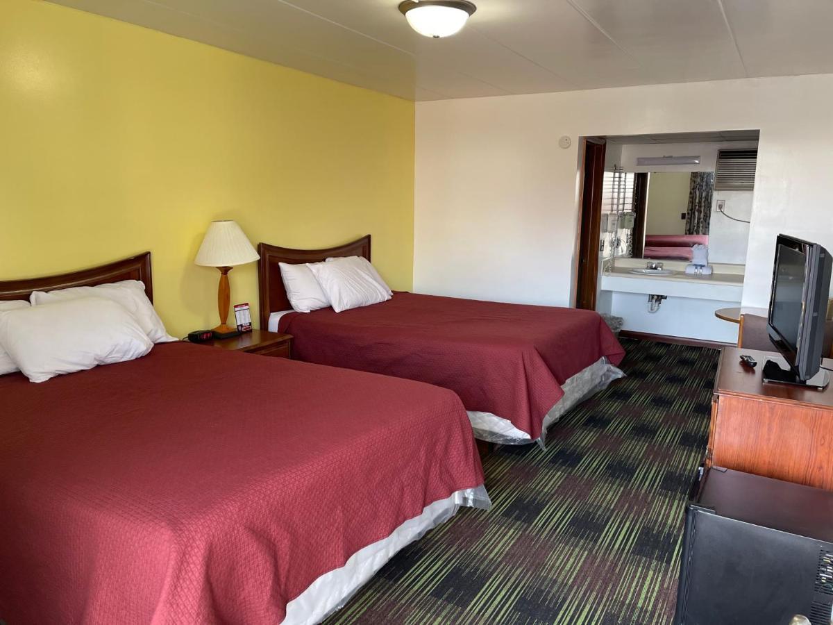 Quality Lodge Sandusky Bagian luar foto