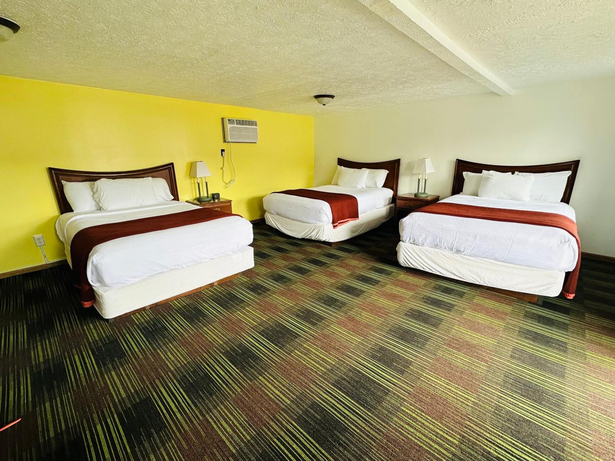 Quality Lodge Sandusky Bagian luar foto