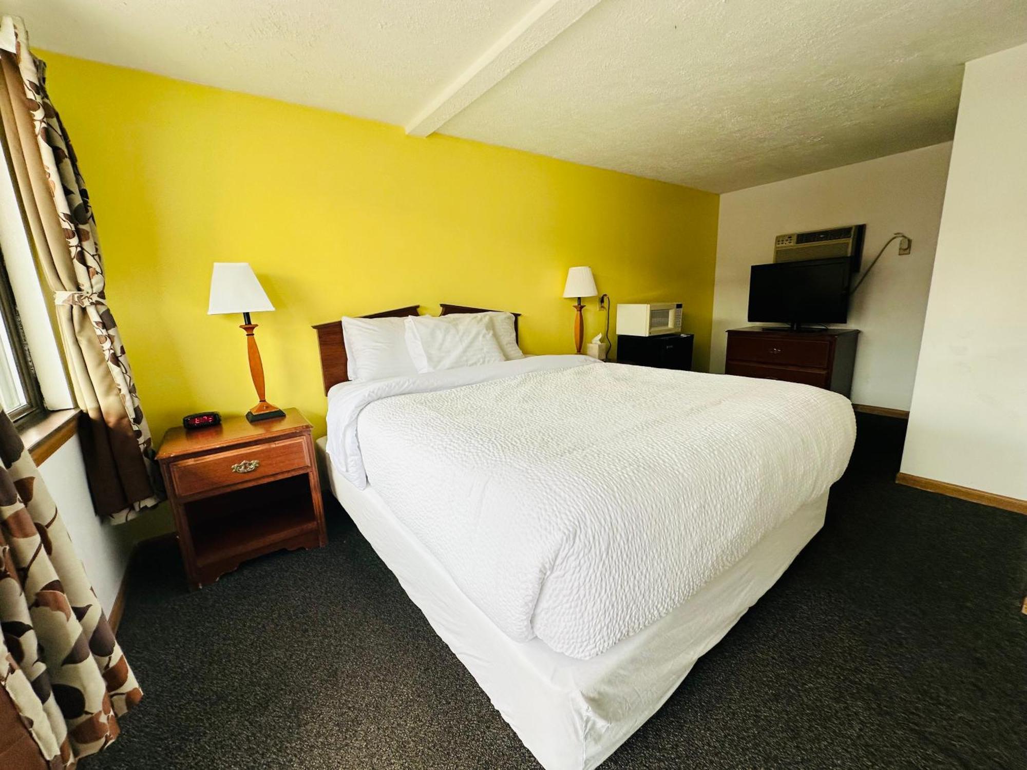Quality Lodge Sandusky Bagian luar foto